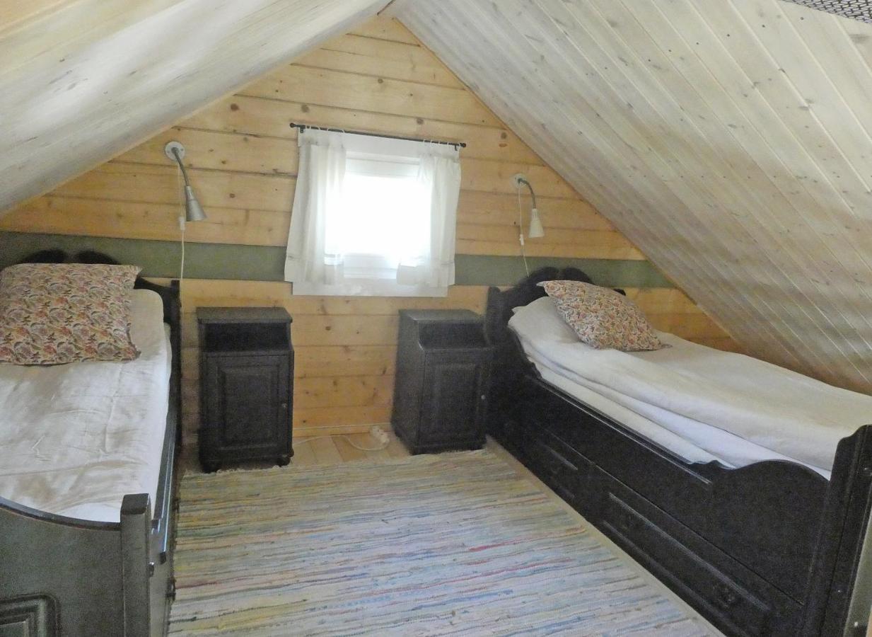 Froeya Timber Cottage Арвика Экстерьер фото